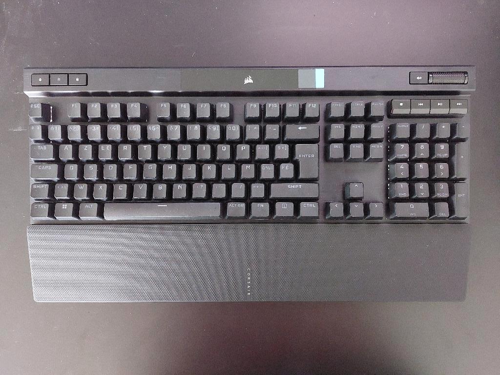 Corsair K70 pro - mechanisch toetsenbord, Informatique & Logiciels, Claviers, Neuf, Azerty, Filaire, Clavier gamer, Touches multimédia