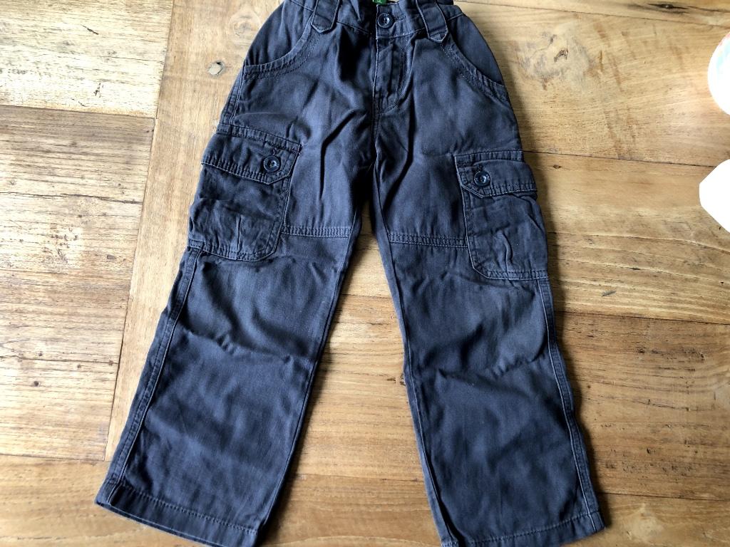 Jongensbroek 110 - 5 jaar, Ophalen of Verzenden, Zo goed als nieuw, Jongen, Broek