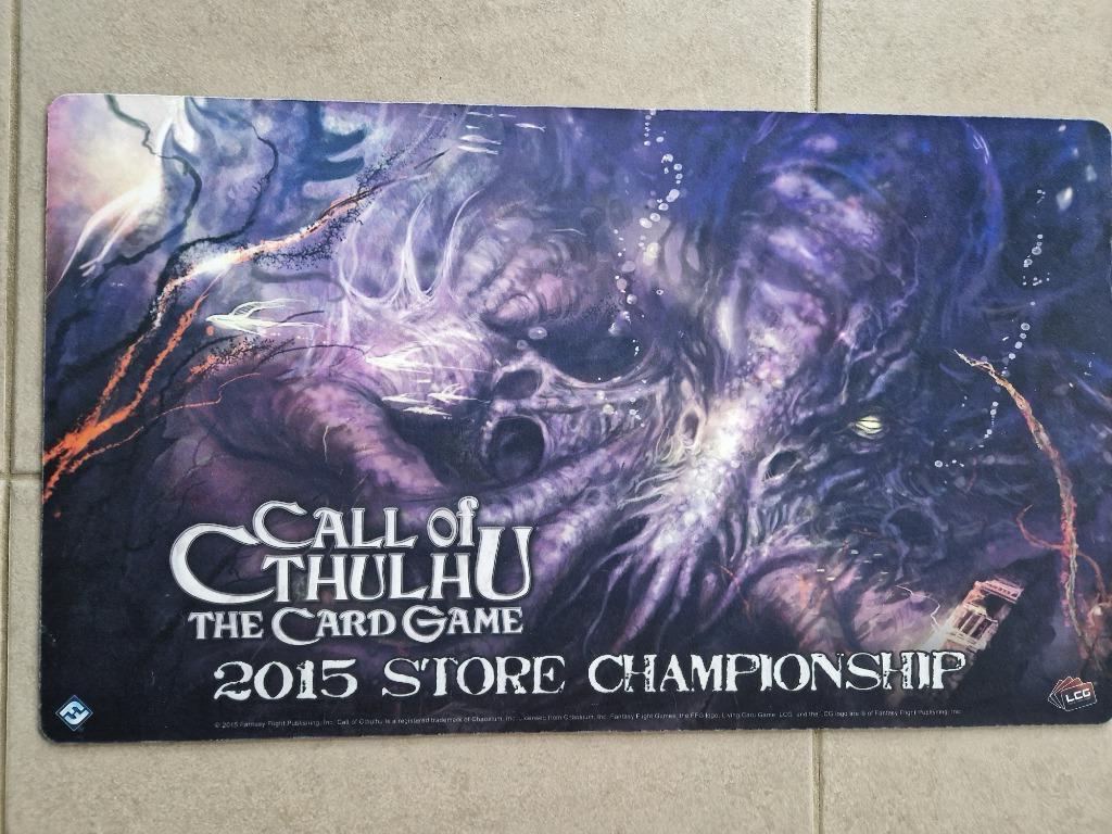 Call of Cthulhu LCG The Card Game Playmat 2015 Store JCE, Enlèvement ou Envoi, Comme neuf, Flight Fantasy games