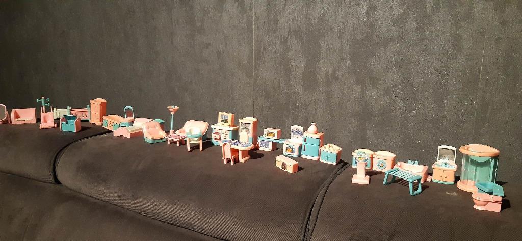 kleine speelgoed meubels(polly pocket), Kinderen en Baby's, Speelgoed | Playmobil, Ophalen, Zo goed als nieuw