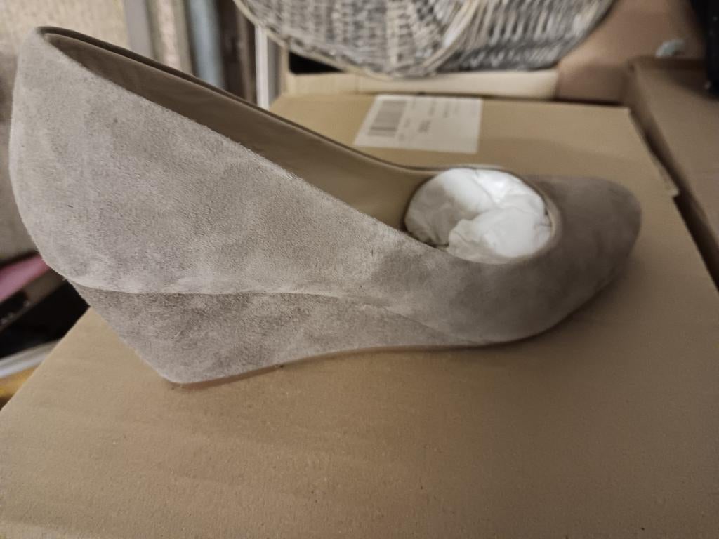 Schoenen, Kleding | Dames, Schoenen, Ophalen, Schoenen met lage hakken, Beige, Zo goed als nieuw