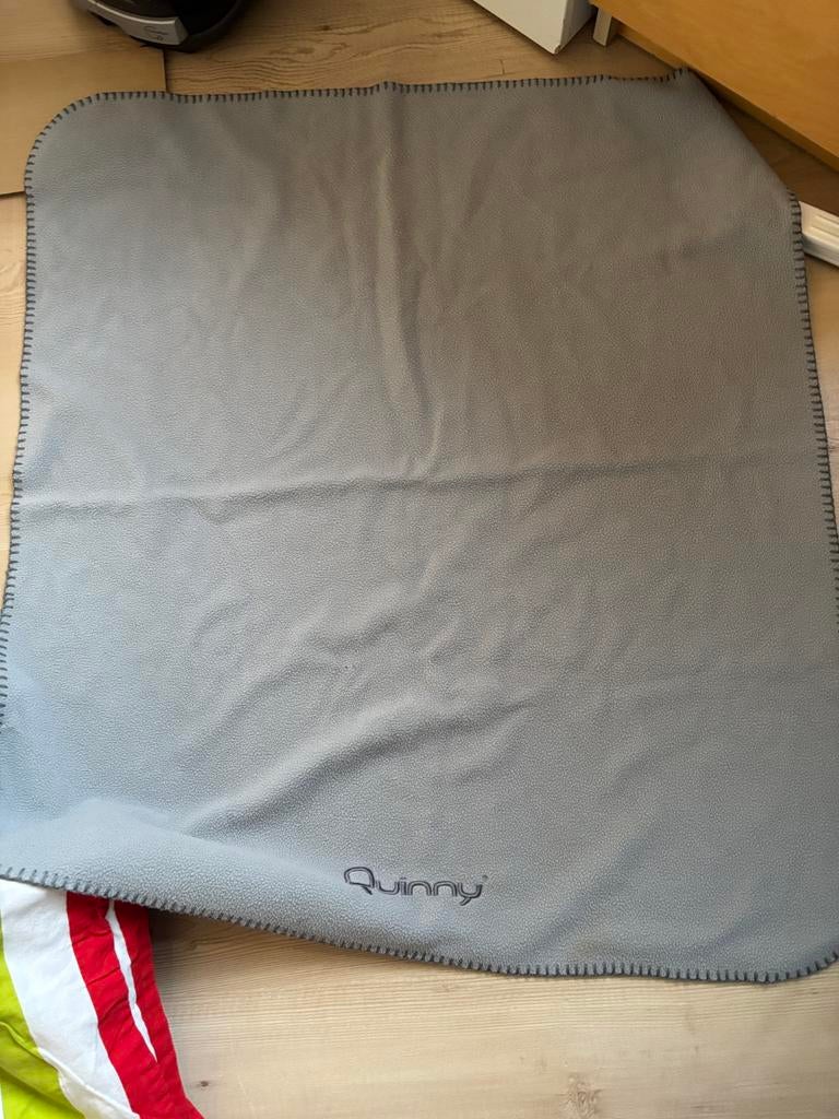 Petite couverture nacelle Quinny, Enfants & Bébés, Enlèvement ou Envoi, Utilisé, Couverture