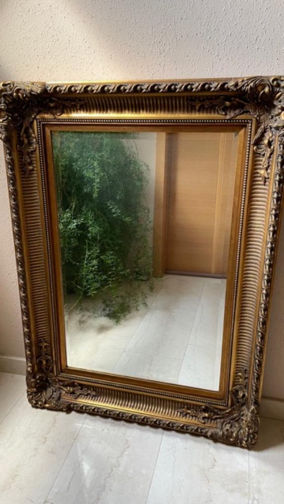MIROIR ANTIQUE AVEC CADRE ANTIQUE ET ORNEMENTS - vintage, Enlèvement, Rectangulaire, 50 à 100 cm, 100 à 150 cm