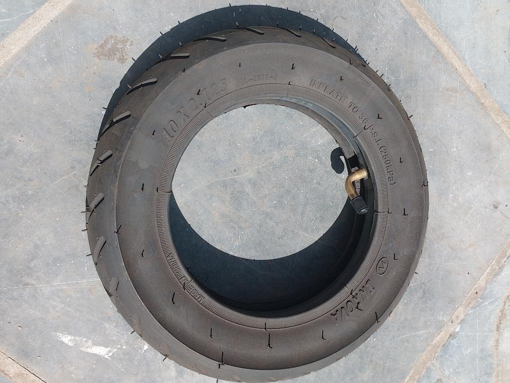 Pneu extérieur et intérieur 10x2,125 pour step ou hoverboard, Enlèvement ou Envoi, Neuf, Step électrique (E-scooter)
