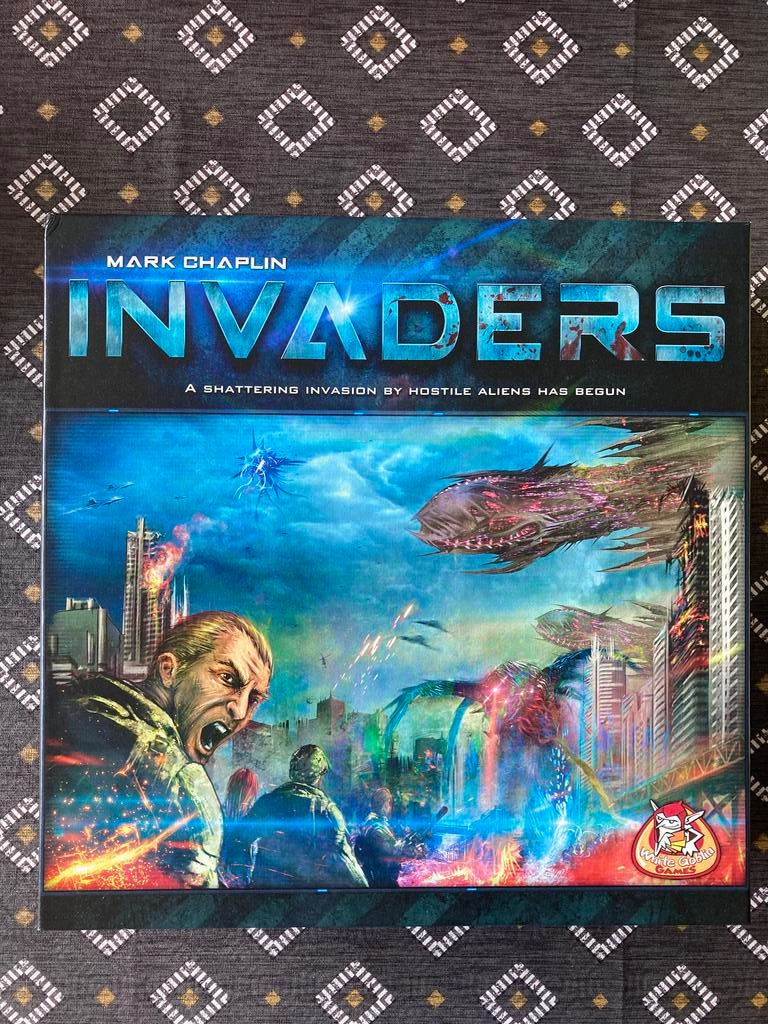 Invaders - white goblin games, Hobby en Vrije tijd, Gezelschapsspellen | Bordspellen, Zo goed als nieuw, Een of twee spelers, Ophalen of Verzenden