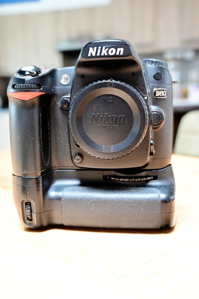 Nikon D80 + MB-D80, Audio, Tv en Foto, Gebruikt, Ophalen of Verzenden, Nikon, Minder dan 4 keer