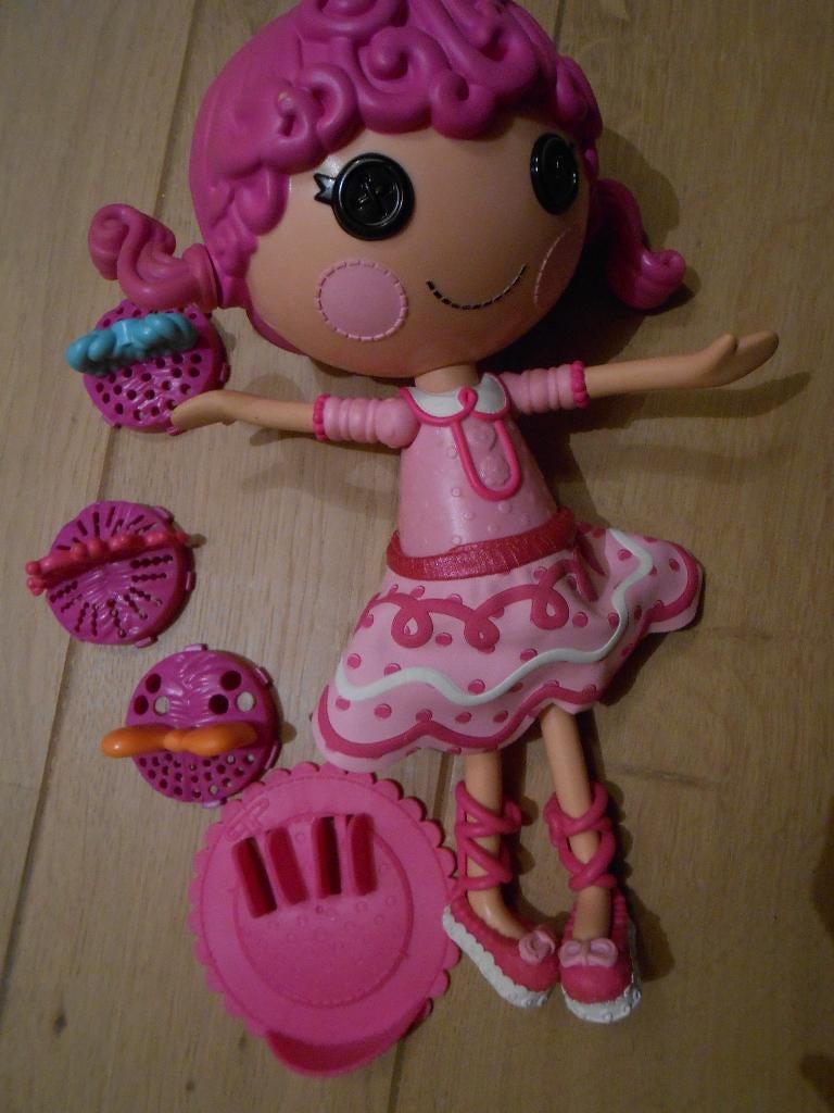 Poupée 30 cm Lalaloopsy hair dough , 3 coiffures plasticine, Kinderen en Baby's, Speelgoed | Poppen, Zo goed als nieuw, Ophalen
