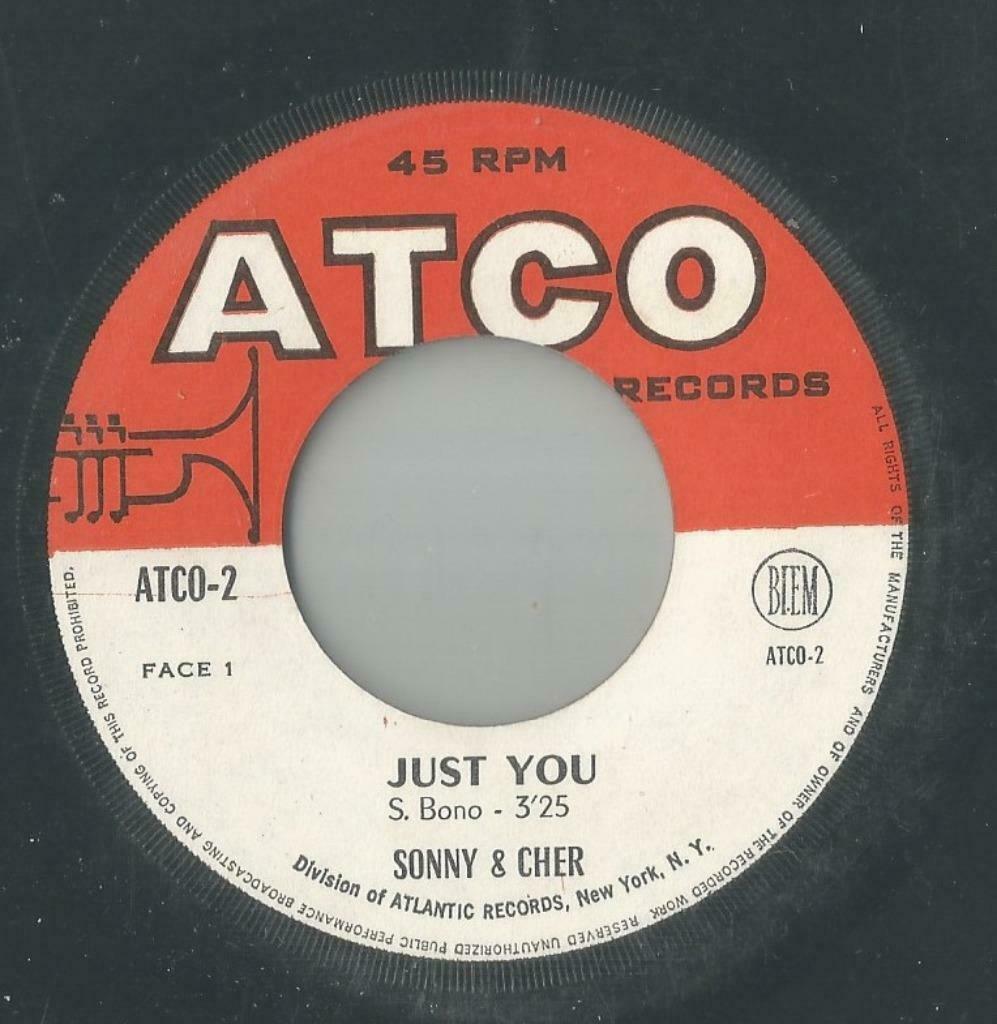 Sonny & Cher – Just you / Sing c’est la vie -  Single, Enlèvement ou Envoi, Utilisé, Pop