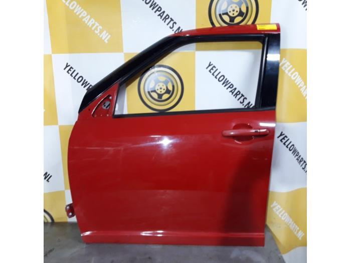 Portière 4portes avant gauche d'un Suzuki Swift (ZCF), -, 3 mois de garantie, Utilisé, Porte