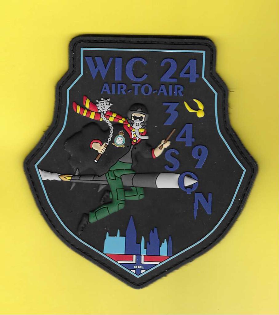 MILITARIA, Verzamelen, Militaria | Algemeen, Verzenden, Luchtmacht, Embleem of Badge