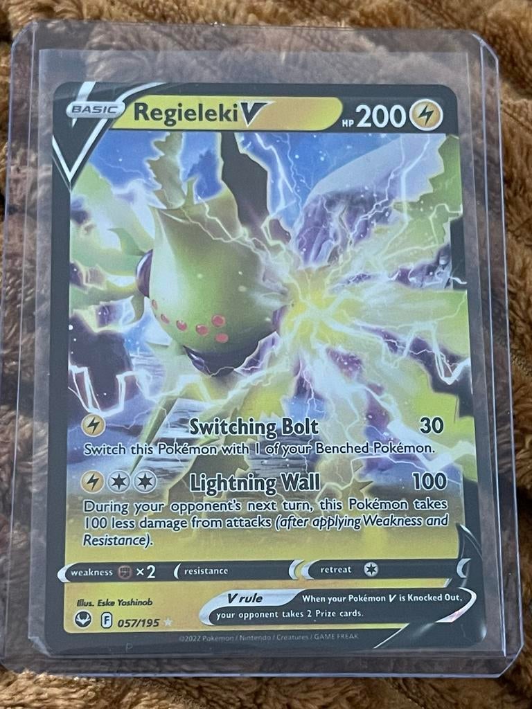 Silver Tempest Regieleki V 057/195, Hobby en Vrije tijd, Verzamelkaartspellen | Pokémon, Ophalen of Verzenden, Zo goed als nieuw