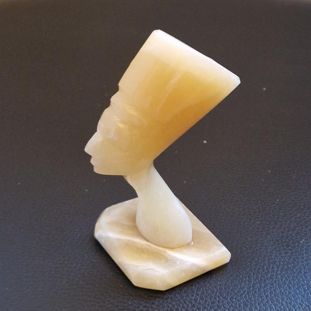 Buste van Nefertiti | onyx marmer, Antiek en Kunst, Ophalen of Verzenden