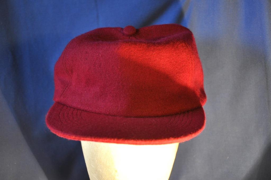 casquette rouge bordeau (1), Enlèvement ou Envoi, Neuf, One size fits all, Casquette
