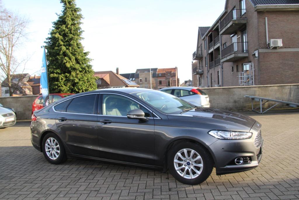 Ford Mondeo 5P/D 1.6 TDCi ECOnetic Business Edition+, Autos, Mondeo, Boîte manuelle, Entretenue par le concessionnaire, 5 portes