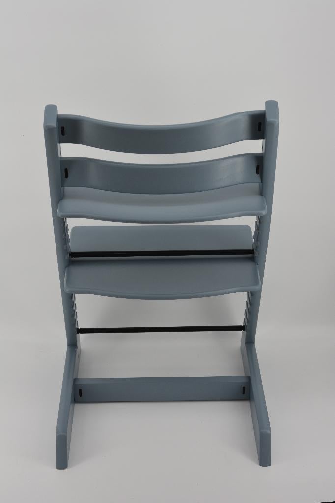 Stokke Tripp Trapp Denim Drift — Modèle de piège à trépied, Envoi, Comme neuf, Chaise évolutive, Ceinture(s)