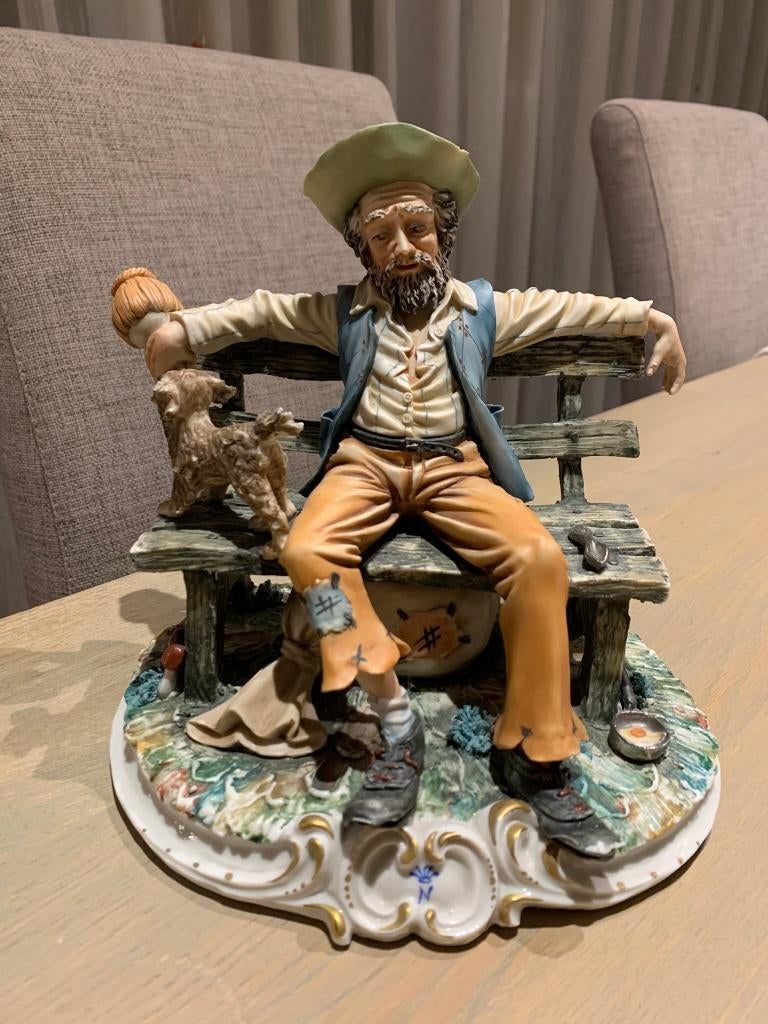 Capodimonte Meneghetti beeldje zwerver met hond, Antiek en Kunst, Antiek | Porselein, Ophalen of Verzenden