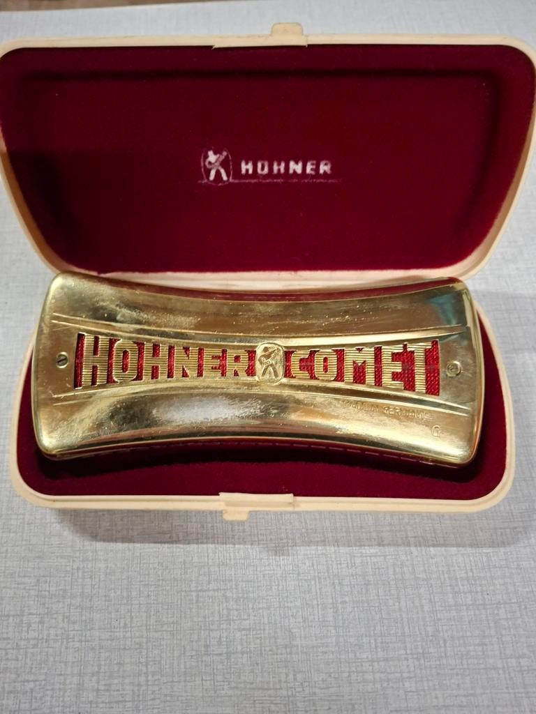 Hohner mondharmonica, Ophalen