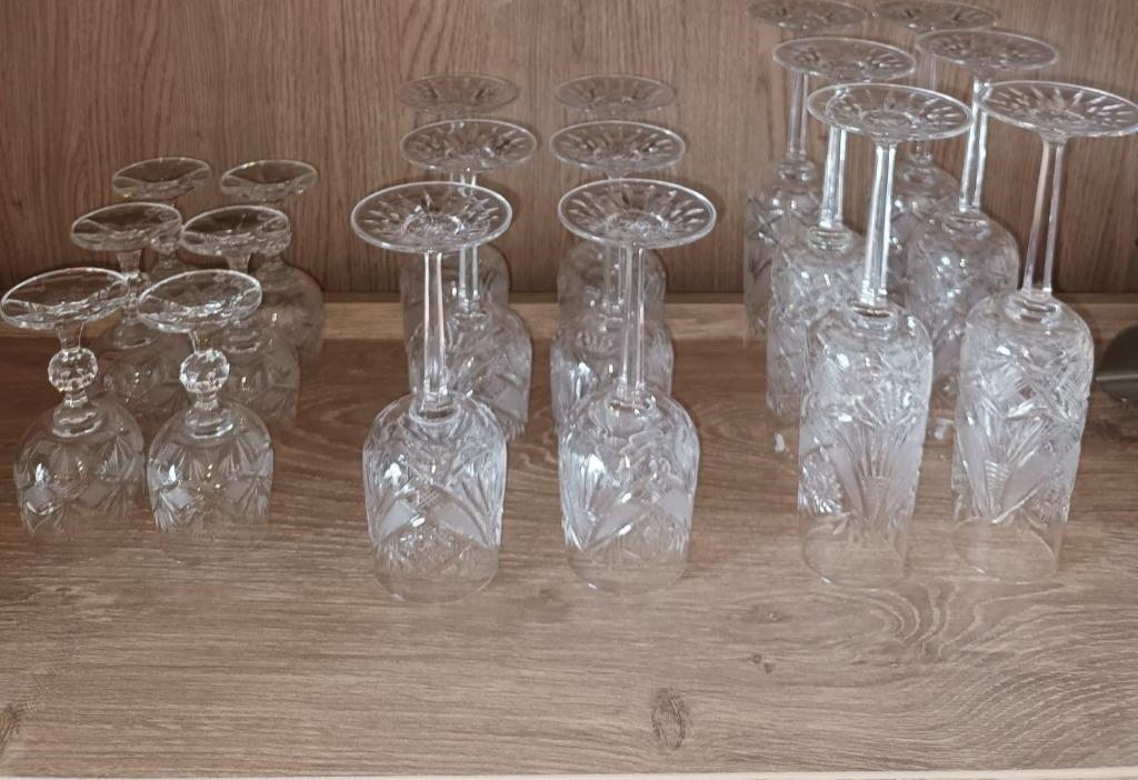 kristallen wijnglazen 18 stuks, Antiek en Kunst, Ophalen of Verzenden