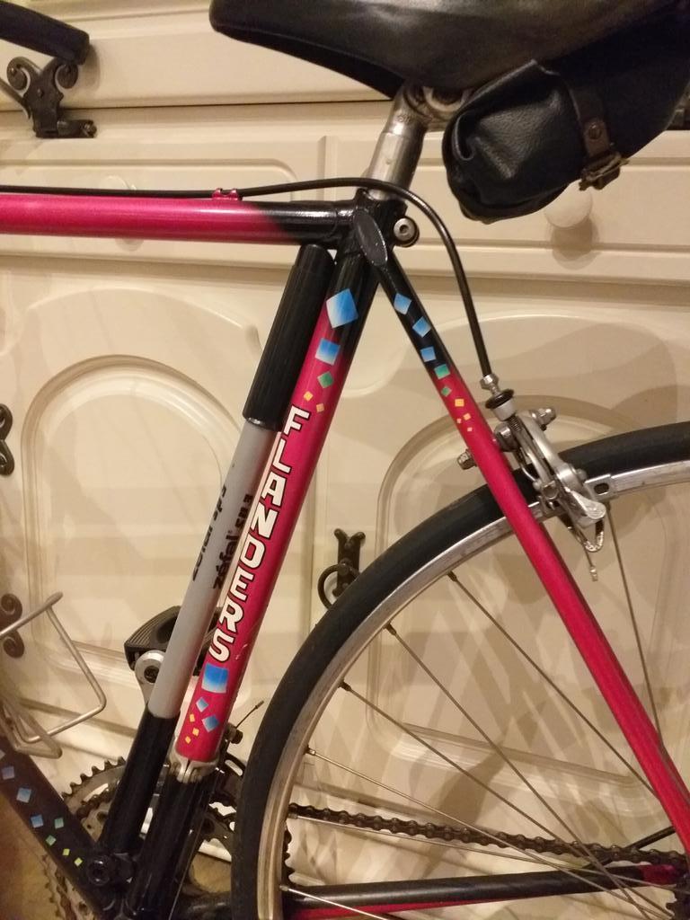 Mooie retro koersfiets, Ophalen