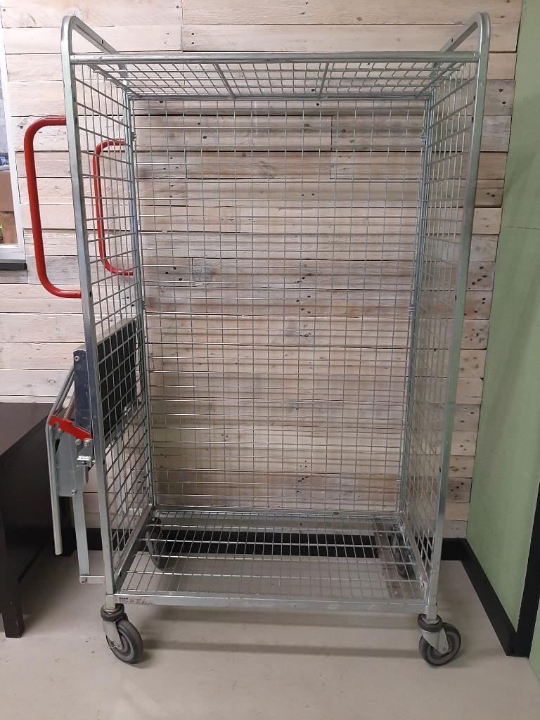 Grote kar op wielen, Ophalen, Gebruikt, 60 cm of meer, 50 tot 75 cm