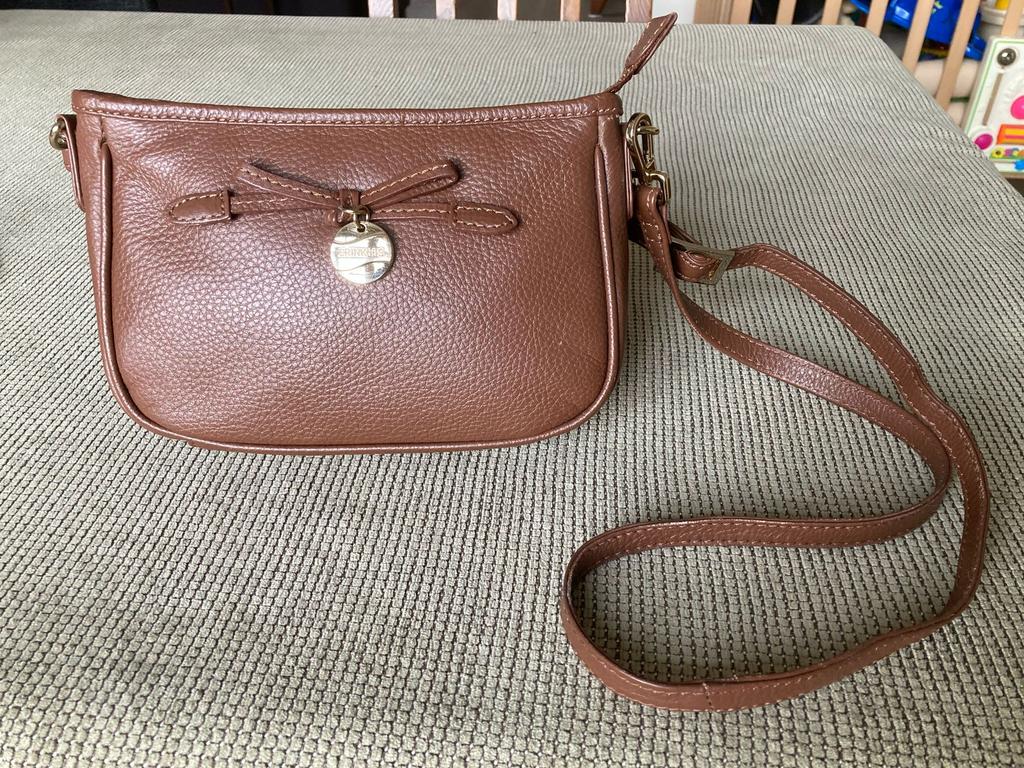 Handtas Cross merk Crinkles, Handtassen en Accessoires, Ophalen of Verzenden, Zo goed als nieuw, Bruin
