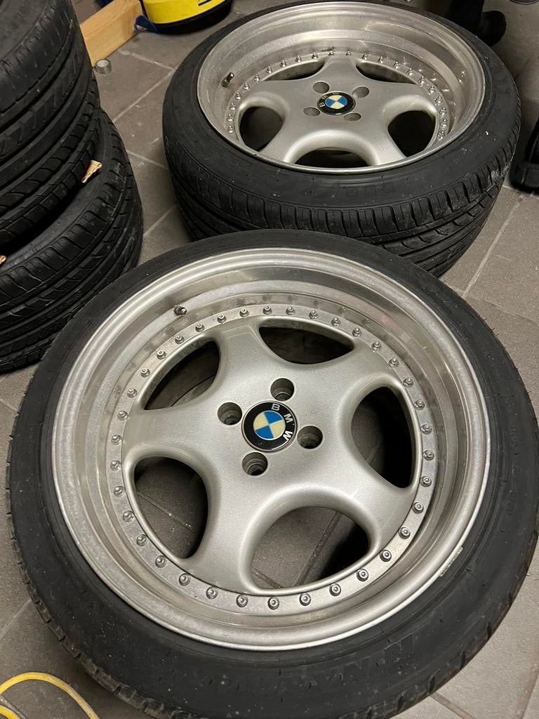 Rh 4x100 17 pouce monter sur  bmw e30, Autos : Pièces & Accessoires, Pneus & Jantes, Enlèvement, Pneu(s)