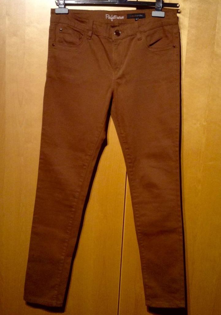 Jeans slim Lola et Liza t.L, Neuf, Taille 38/40 (M), Enlèvement ou Envoi, Brun
