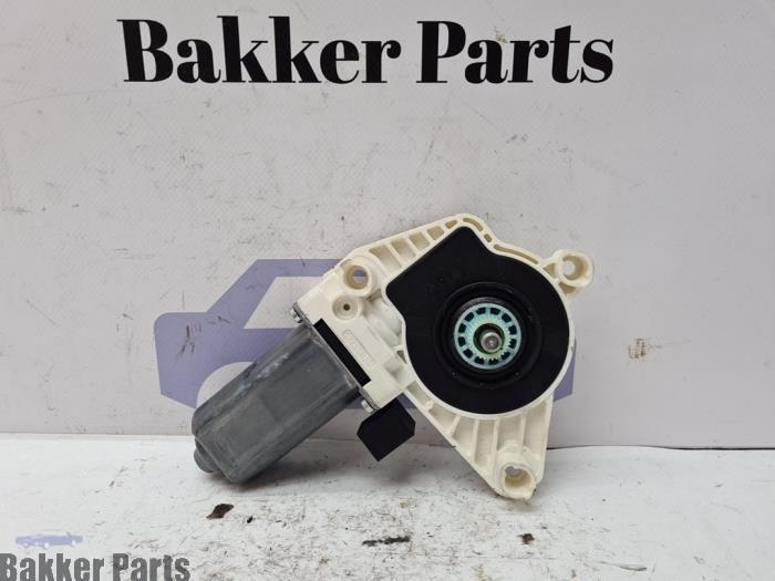 Moteur de vitre portière d'un Volkswagen Passat, Autos : Pièces & Accessoires, -, Volkswagen, -, 3 mois de garantie