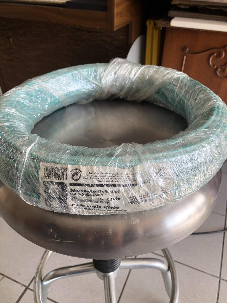 Rol stereo audio kabel met schakeldraad, Ophalen of Verzenden, Nieuw, 10 meter of meer, Luidsprekerkabel