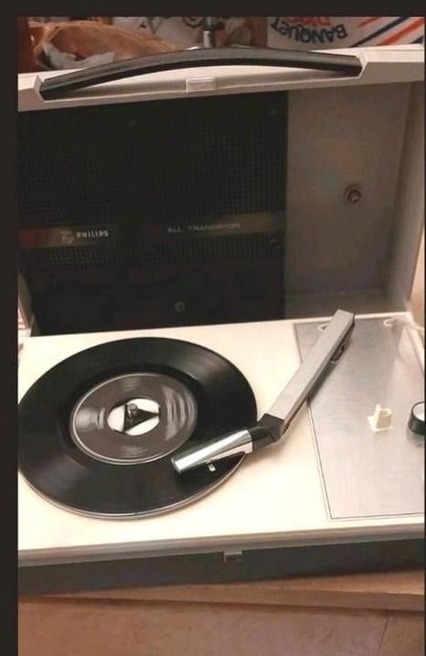 💯👍Philips 22GF210 vintage space age German platenspeler, Audio, Tv en Foto, Platenspelers, Ophalen of Verzenden, Zo goed als nieuw