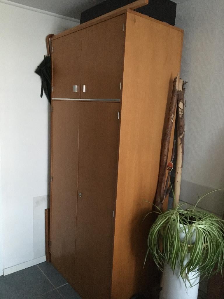 Retro kast 218x100x56, Huis en Inrichting, Kasten | Kleerkasten, Ophalen, Zo goed als nieuw