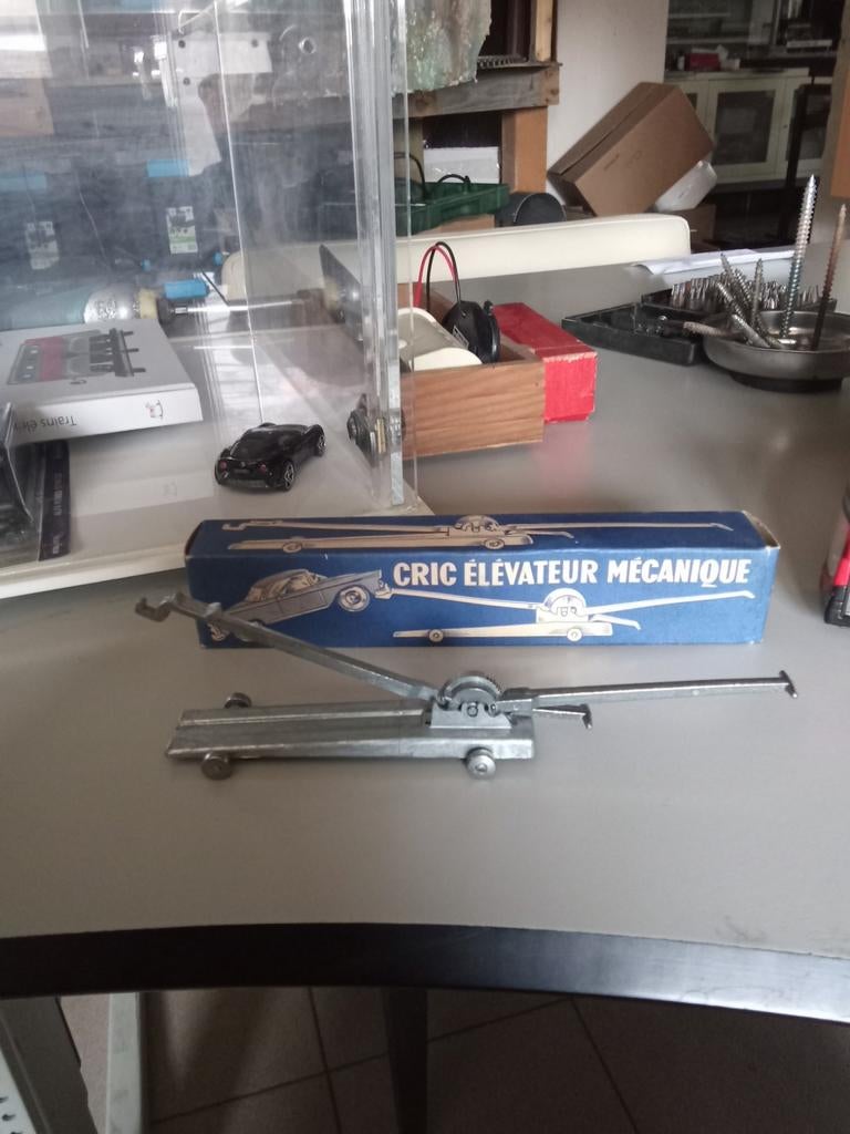 Antiek mechanische krik, Antiek en Kunst, Antiek | Speelgoed, Ophalen of Verzenden