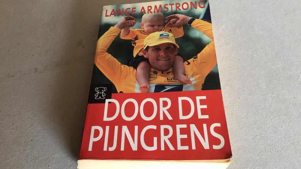 Lance Armstrong - Door de pijngrens(b4), Ophalen of Verzenden, Gelezen, Lance Armstrong