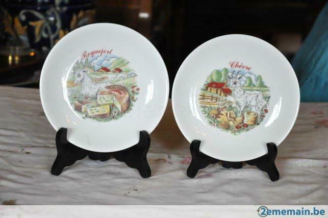deux assiettes en porcelaine a fromage, Maison & Meubles, Enlèvement ou Envoi, Utilisé, Assiettes(s)