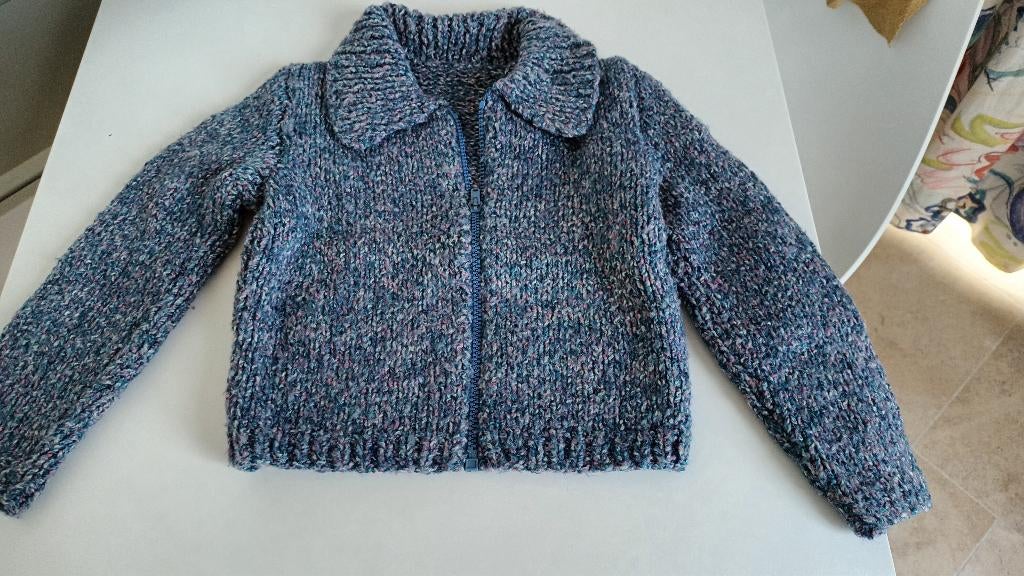 Handgebreid vestje - Maat 98, Gebruikt, Jongen of Meisje, Trui of Vest, Ophalen of Verzenden