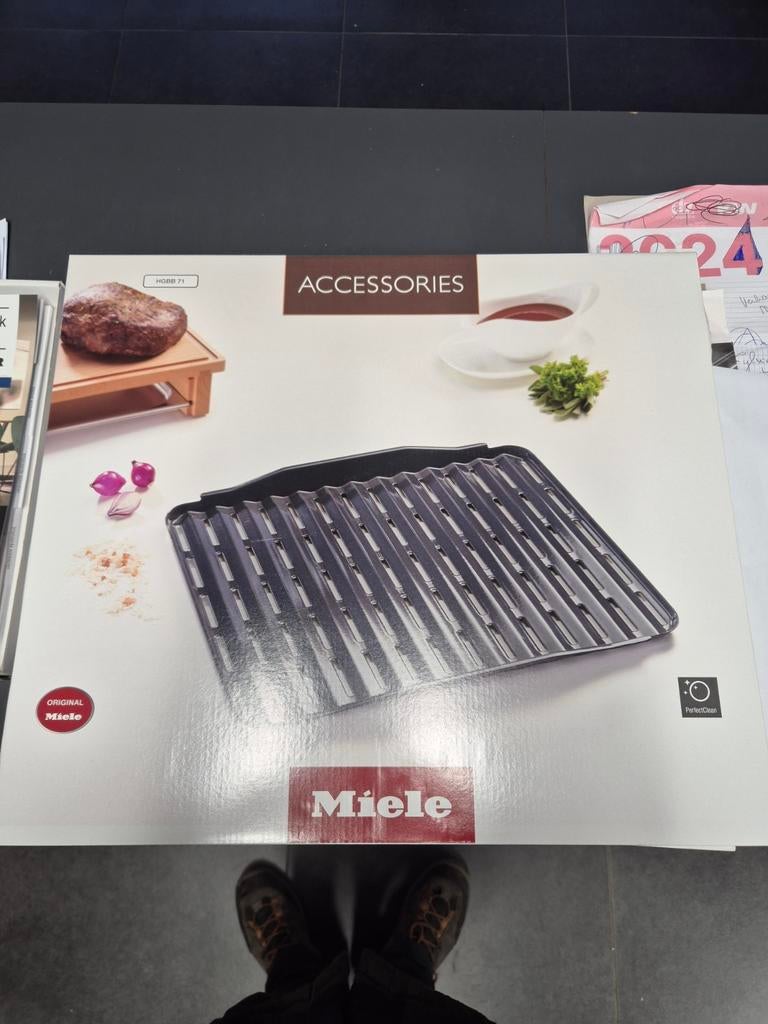 Miele gril en bakplaat, Ophalen