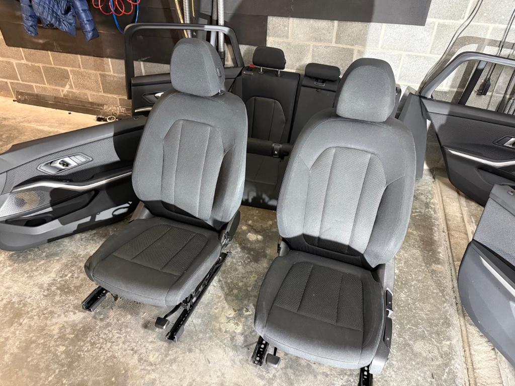 BMW G21 Touring Interieur stof zwart manueel verw. lumbar., Auto-onderdelen, Ophalen, Gebruikt, BMW