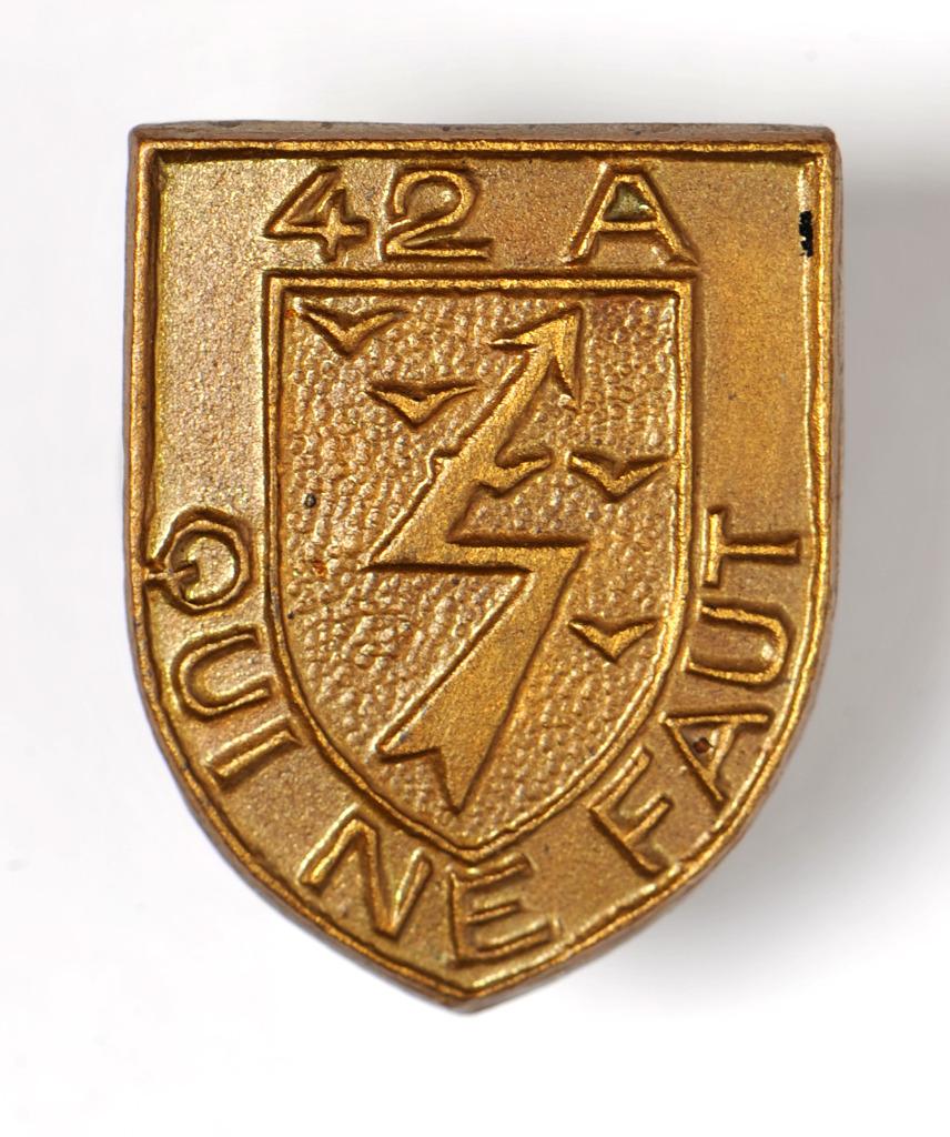 42 GTA Battaljon - knoopsgat, Verzamelen, Verzenden, Landmacht, Embleem of Badge
