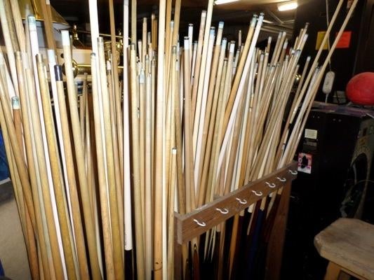 Eendelige keuen voor 8 euro/stuk., Sports & Fitness, Billards & Billards américains, Enlèvement, Utilisé, Queue ou Boules
