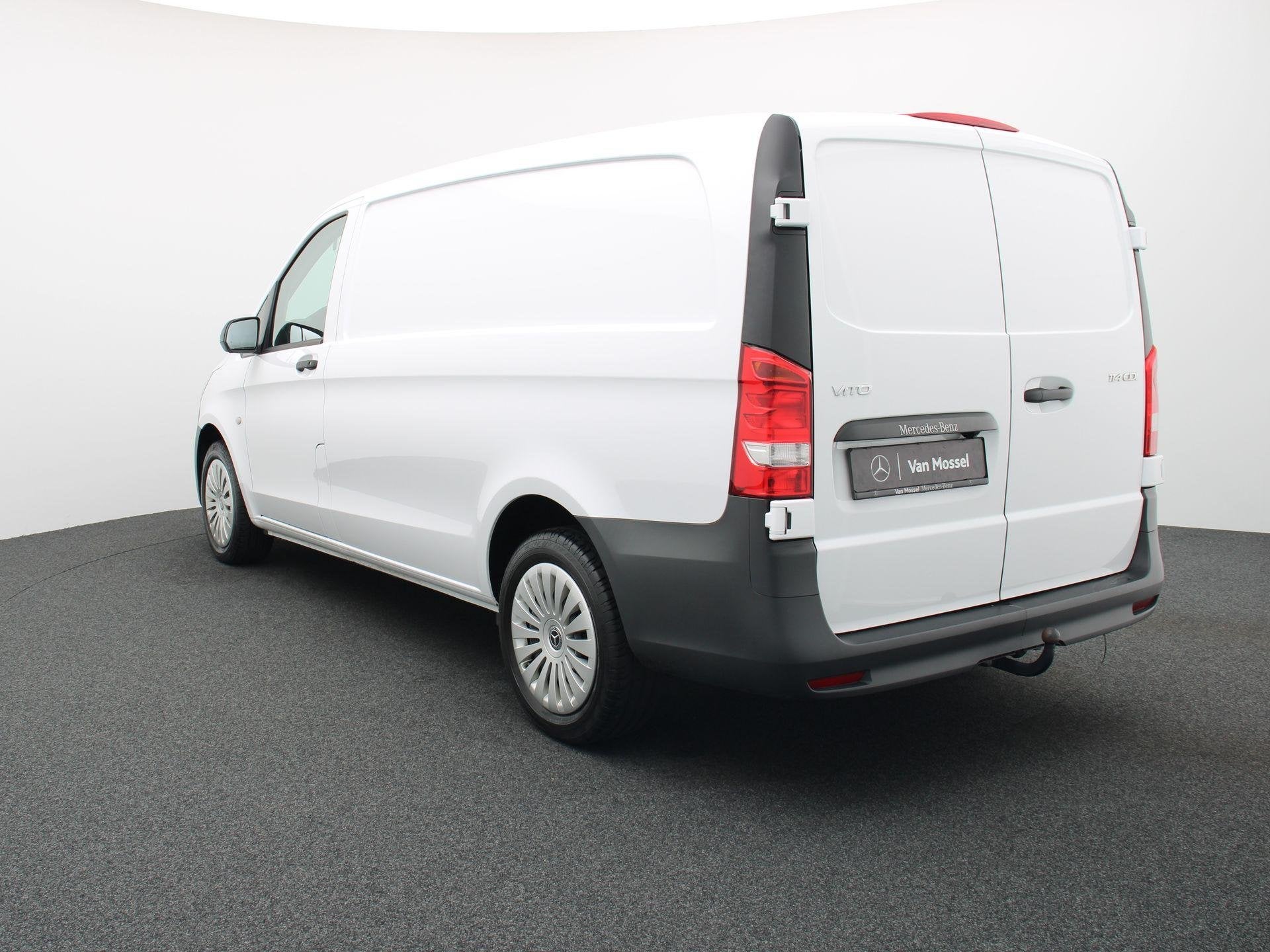 Mercedes-Benz Vito 2.0 CDI 114 PRO SWB L2, Auto's, 4 deurs, Gebruikt, Zwart, 4 cilinders