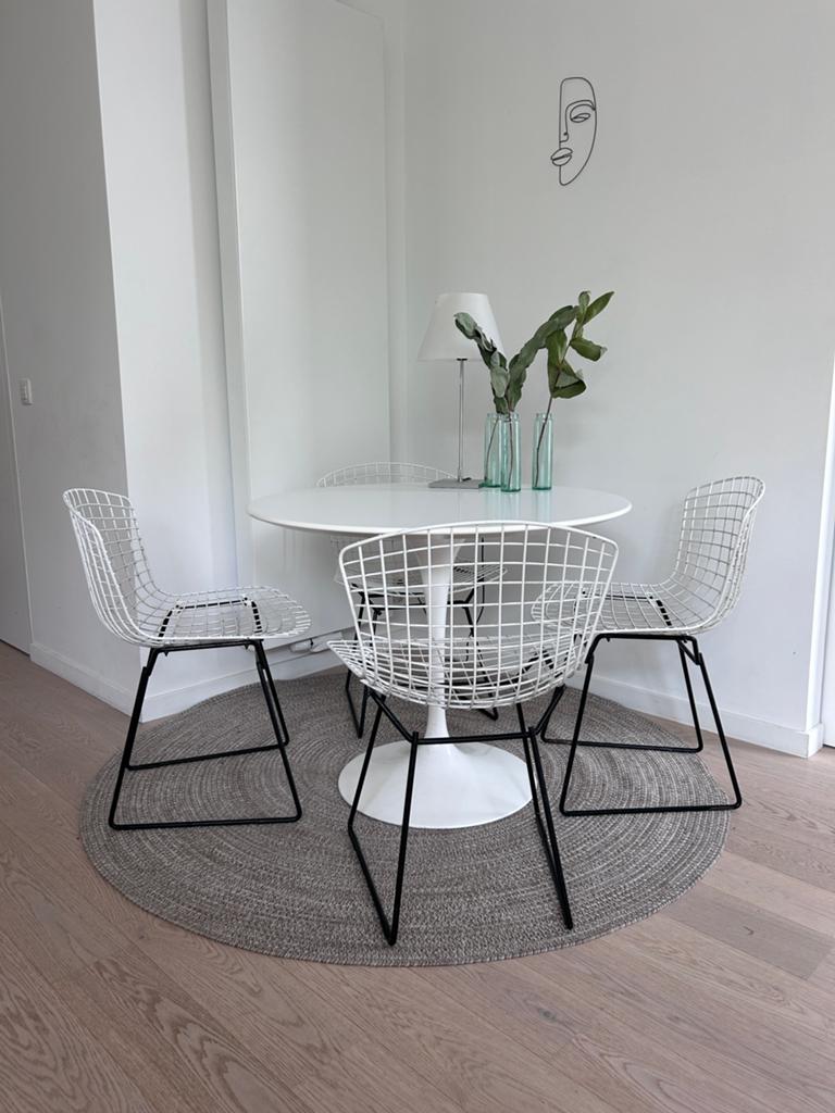 4 Bertoia sidechairs –Knoll –vintage – zwart-wit - Topstaat, Huis en Inrichting, Stoelen, Zo goed als nieuw, Wit, Ophalen