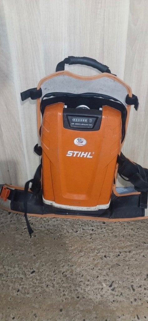 Batterie Dorsale AR3000 STIHL, Jardin & Terrasse, Enlèvement ou Envoi, Utilisé, Électrique, STIHL