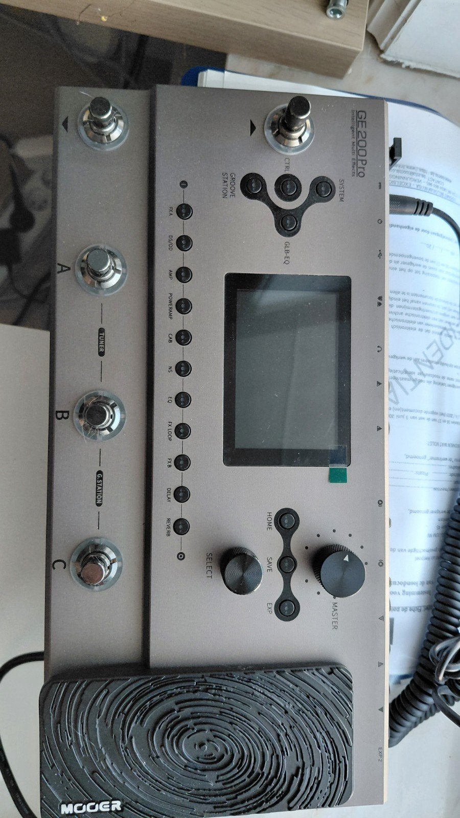 Mooer GE 200pro, Muziek en Instrumenten, Effecten, Zo goed als nieuw, Multi-effect