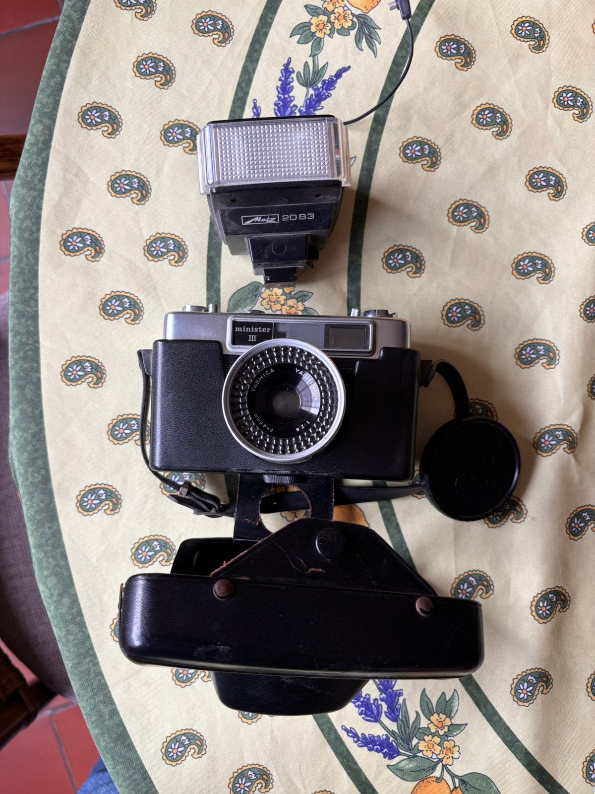 Yashica minister III met flits, Enlèvement, Comme neuf