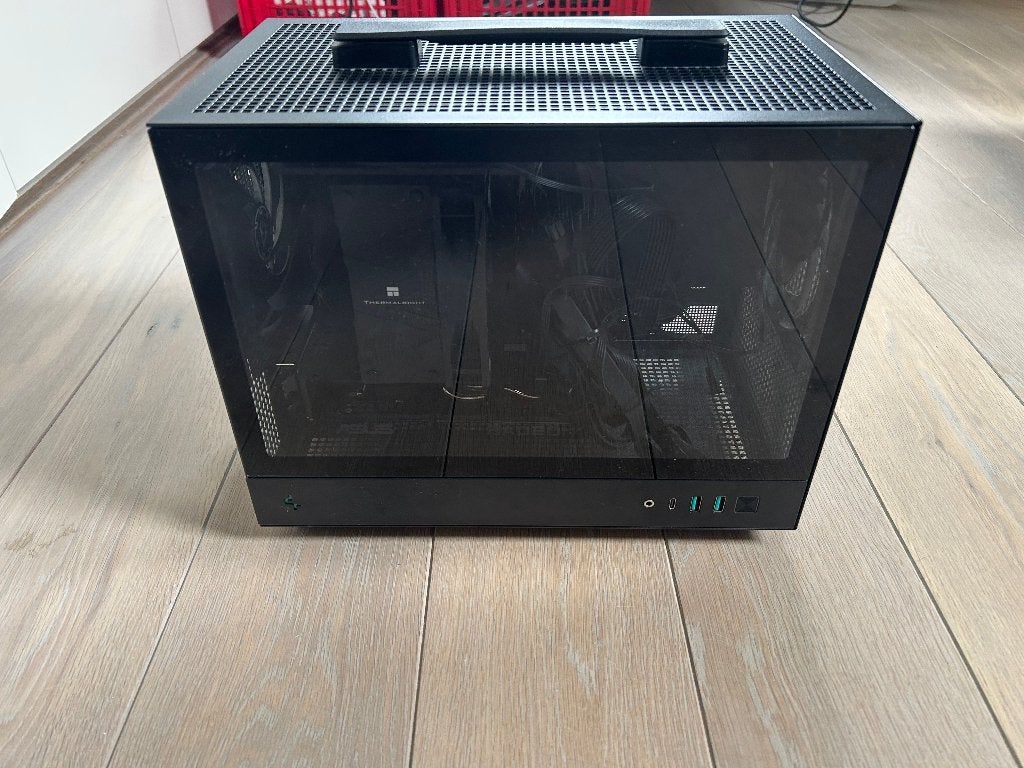 PC de jeu SFF, Custom Gaming Pc, 3 à 4 Ghz, Gaming, SSD