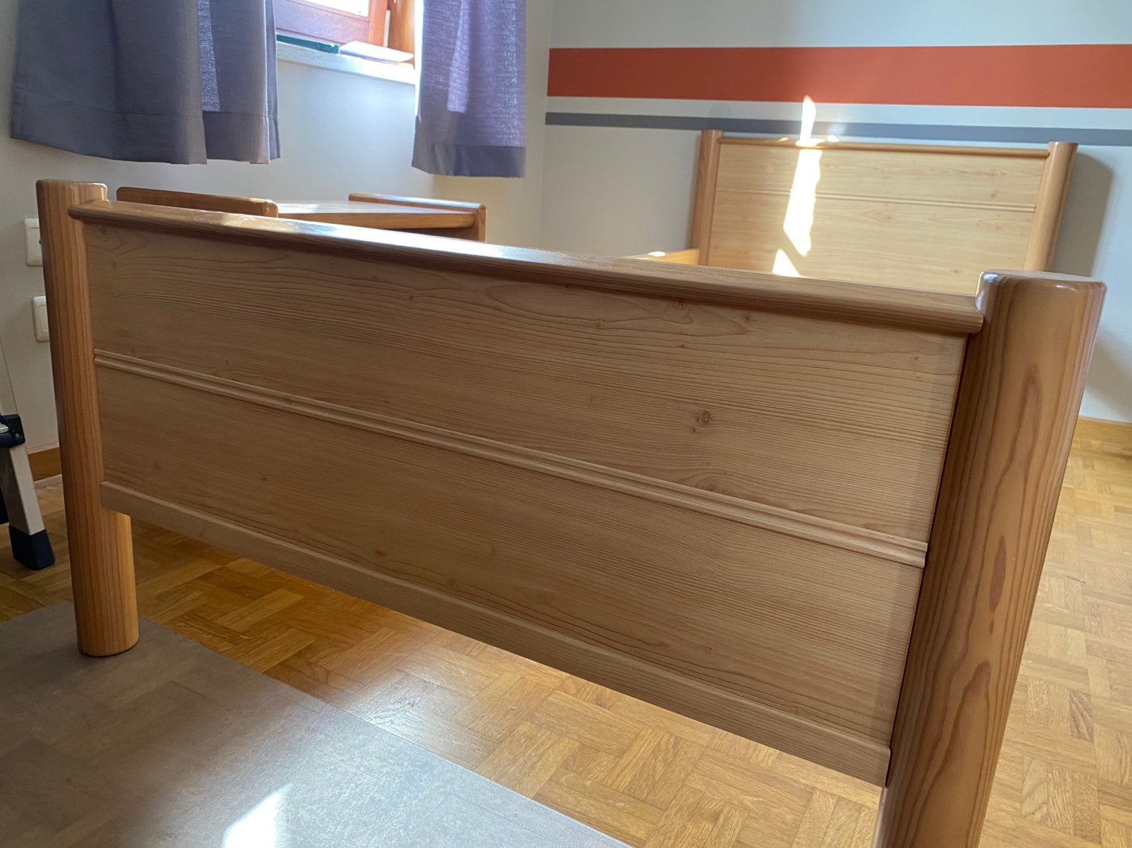 Lit gautier 1 pers  +table  de nuit, Maison & Meubles, 90 cm, Beige, Une personne, Enlèvement