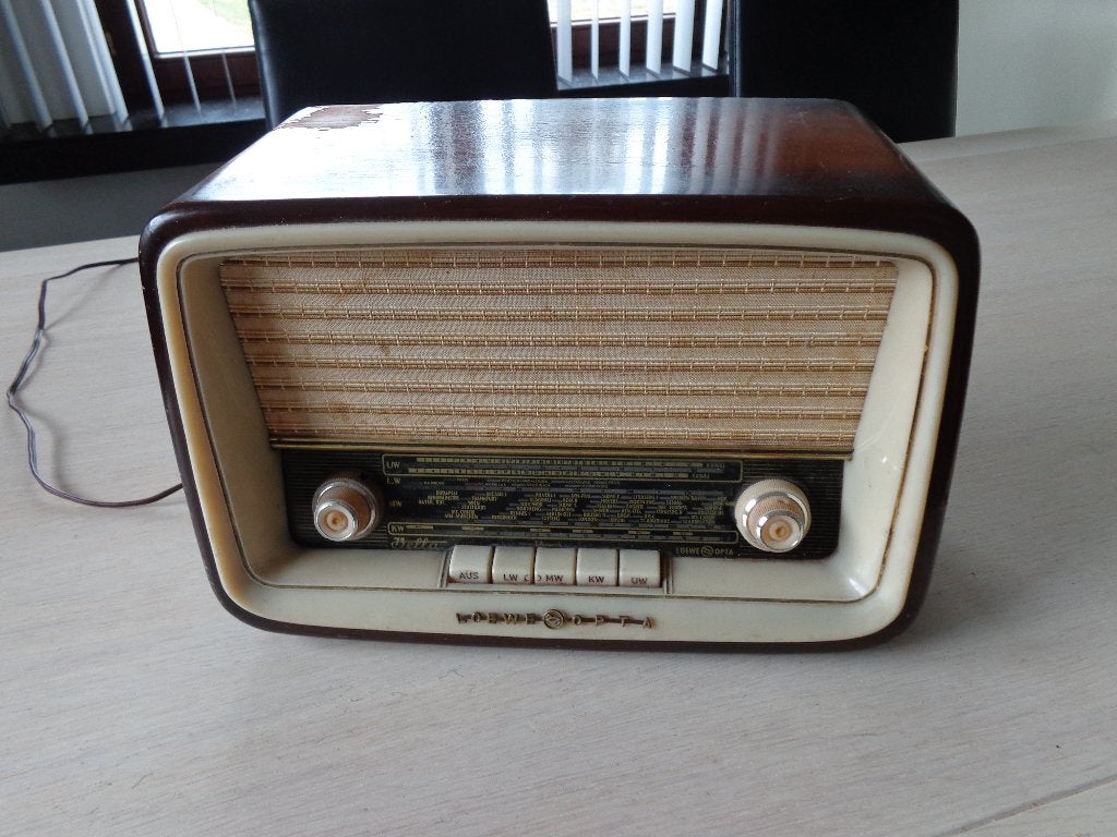 Vintage radio Loewe Opta Bella Type 4705W, Enlèvement ou Envoi, Radio