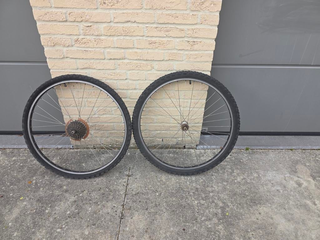 26 inch fietswielen set (voor + achter) – 7-speed cassette –, Fietsen en Brommers, Fietsonderdelen, Gebruikt, Wiel, Overige materialen