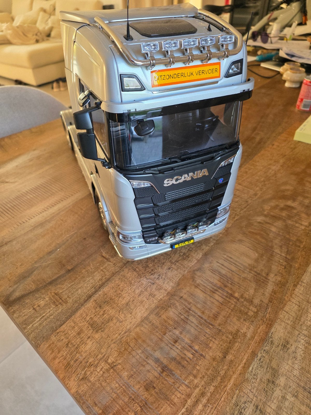 SCANIA 1:14 RC, Hobby en Vrije tijd, Ophalen