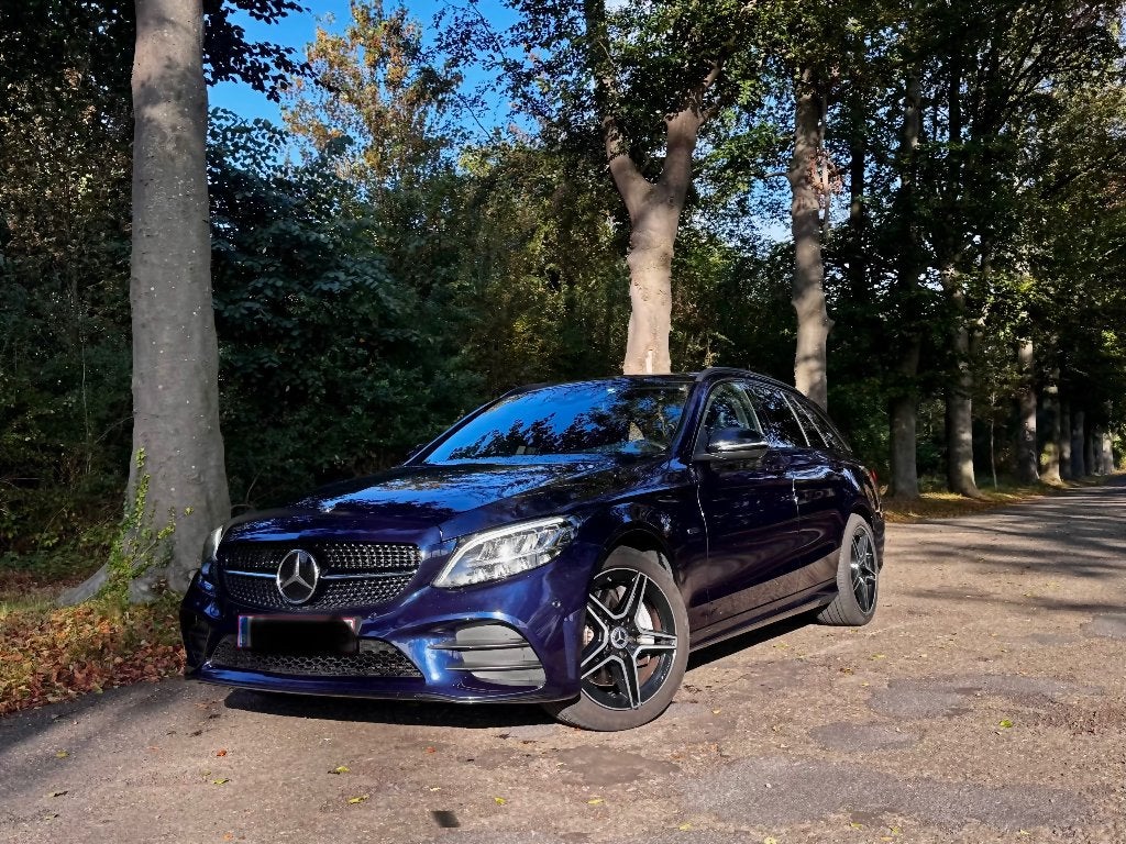 Mercedes-Benz C 300 van AMG Line Station Wagon, Auto's, Automaat, 1800 kg, 4 cilinders, Blauw